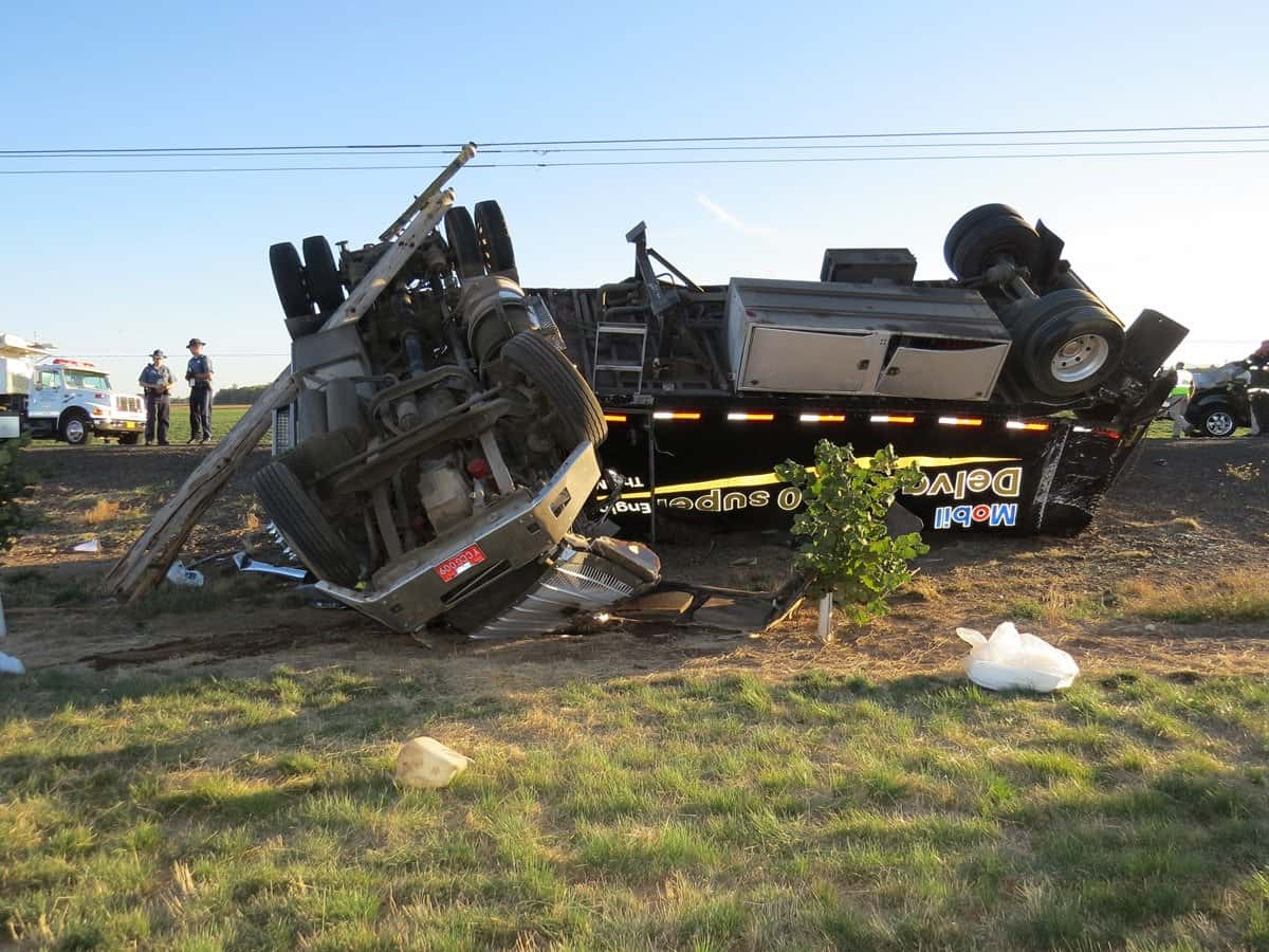 A Crash North Of Junction City Kills Two People From Eugene