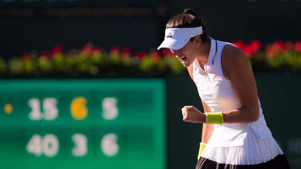 Angelique Kerber survives Shelby Rogers scare to advance at Wimbledon