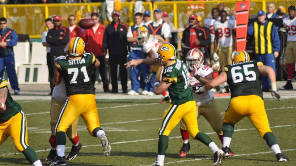 Danny Trevathan Delivers Scary Hit to Davante Adams' Head Danny Trevathan Delivers Scary Hit to Davante Adams' Head