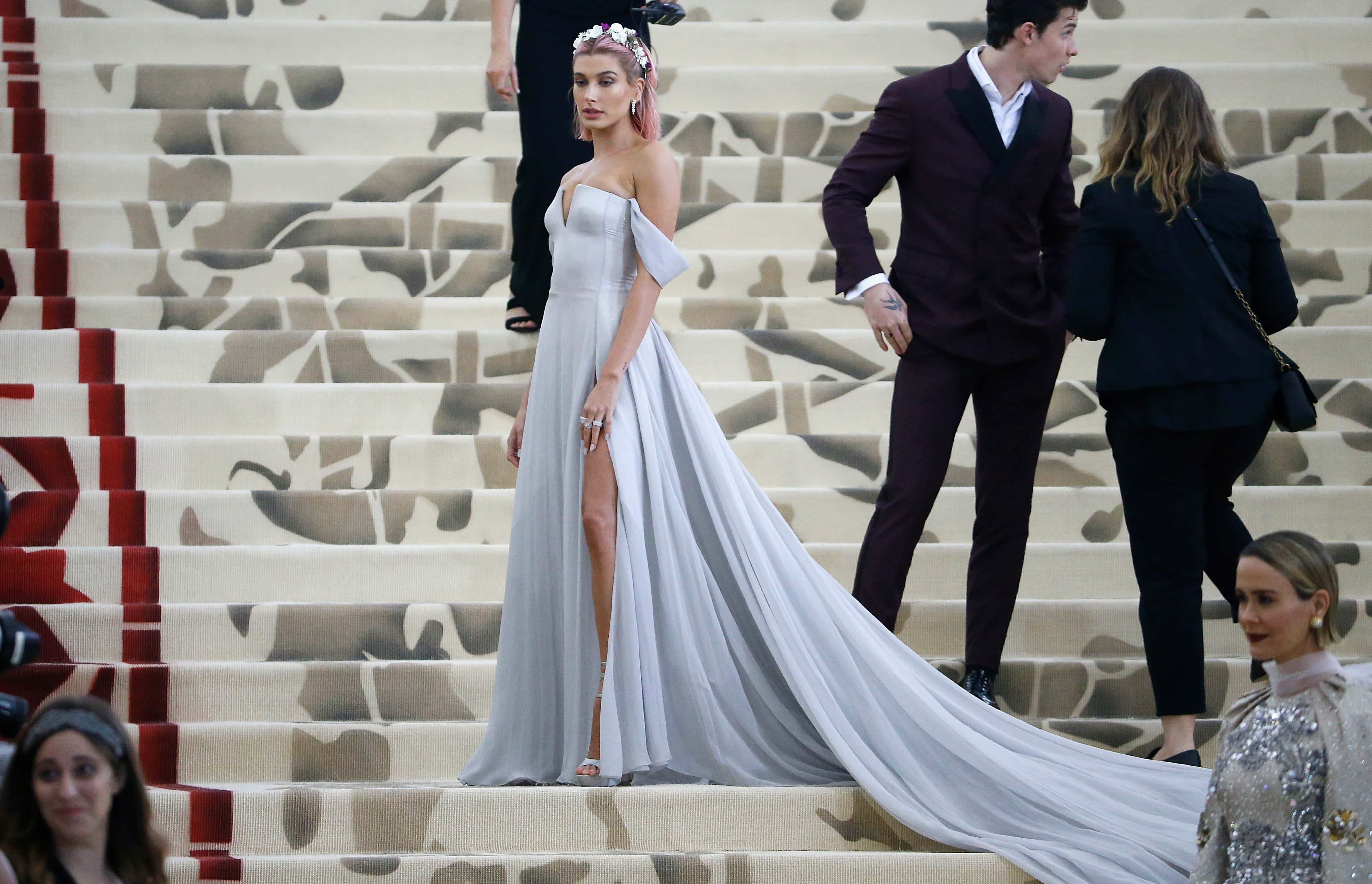 Shawn Mendes And Hailey Baldwin At Met Gala Kspw Fm