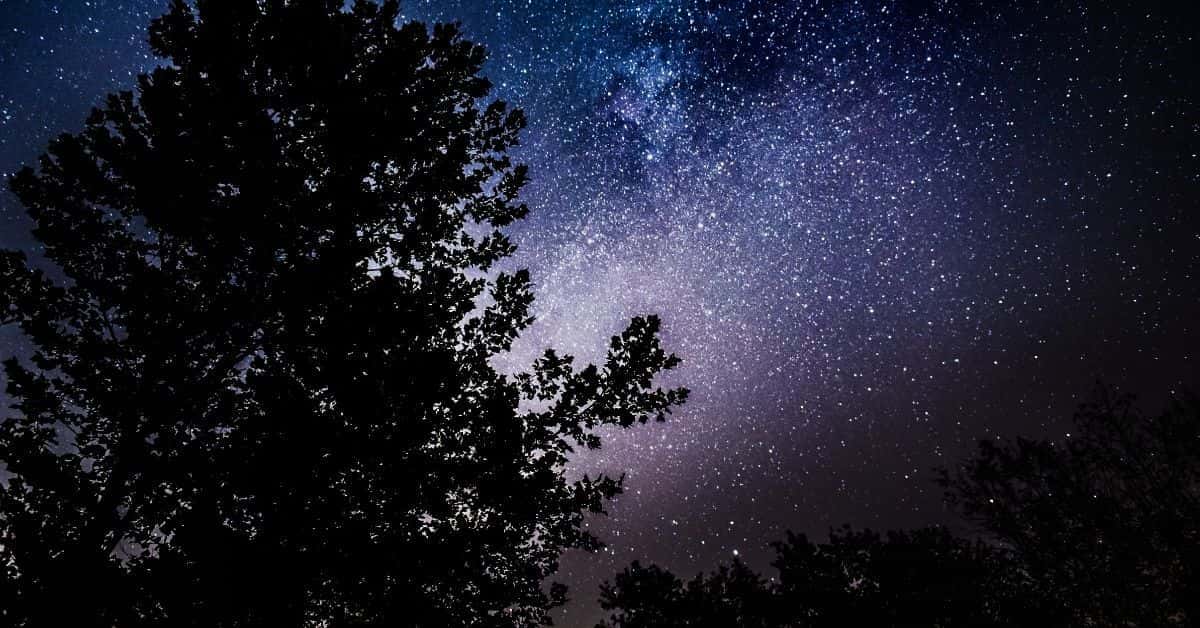 Dueling Meteor Showers Visible Tonight KTTS