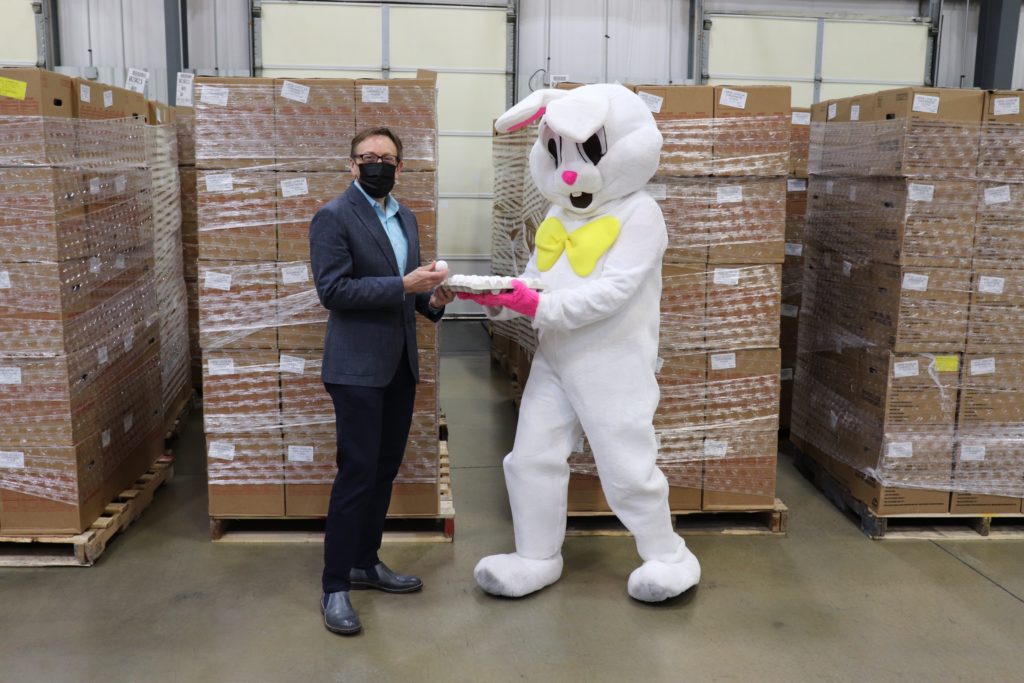 Ozarks Food Harvest Receives 280,000 Eggs In Time For Easter - Vimarsana News