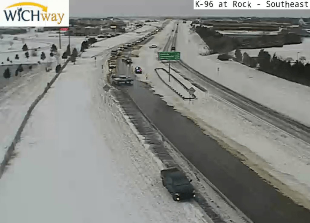 Snow and icy conditions lead to traffic accidents across Wichita - Vimarsana News