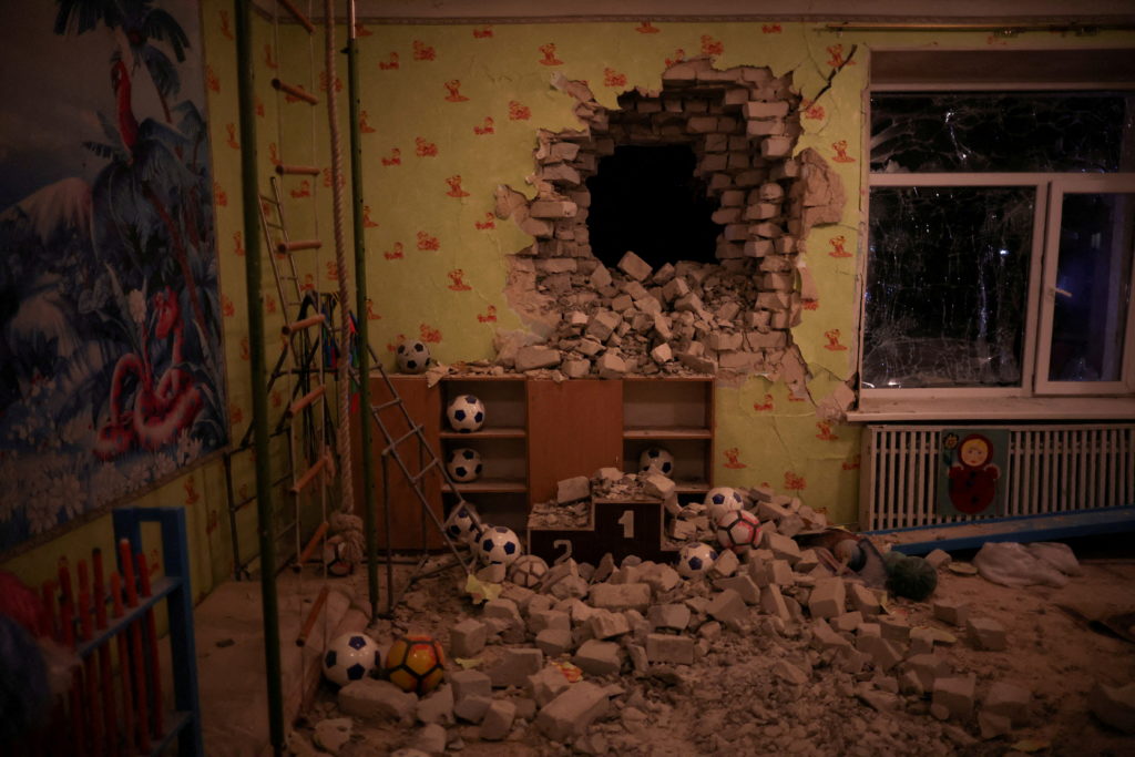Nick Reed PODCAST: 02.18.22 – American Media Coverage of What's Happening in Ukraine | 104.1 FM - Vimarsana News