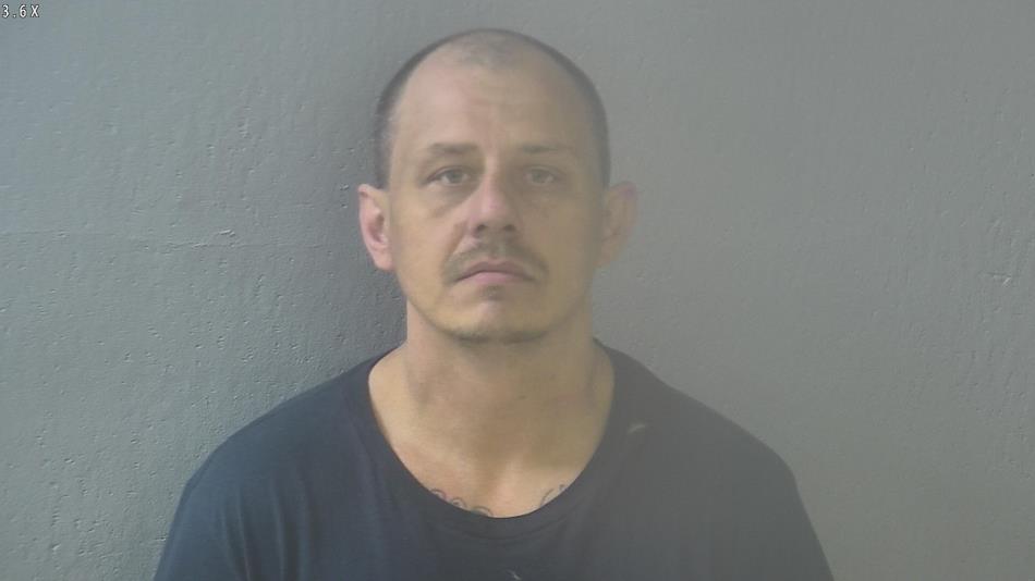 Fugitive Arrested After Standoff In Springfield - Vimarsana News