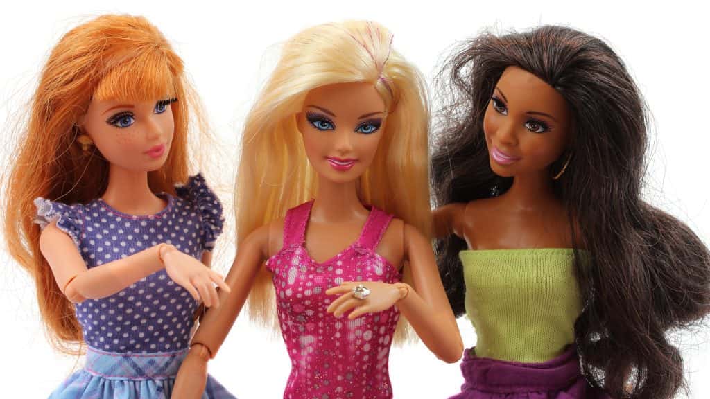 Fascinating Instagram Trend Dolls In Soap Opera Style Star 102 1
