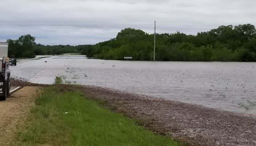 Heavy rains cause street flooding in south central Kansas | KFXJ-FM