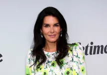 Angie Harmon attends Variety's 2022 Power Of Women: New York Event Presented By Lifetime at The Glasshouse on May 05^ 2022 in New York City.