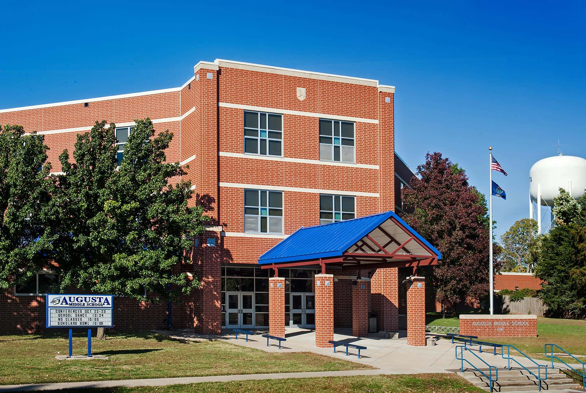 Police presence increased at Augusta Middle School Country 101.3 KFDI