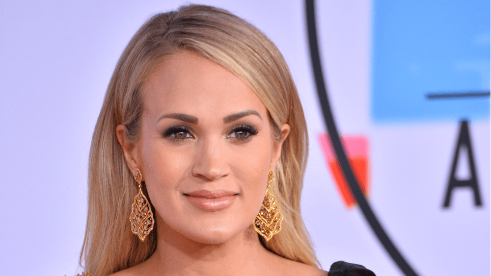 Carrie Underwood To Release New Holiday Album, "My Gift," This September | KFDI 101.3
