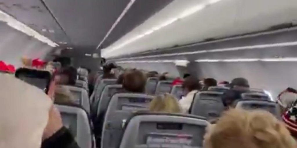 WSU study shows U.S. airlines had better performance, more complaints - Vimarsana News
