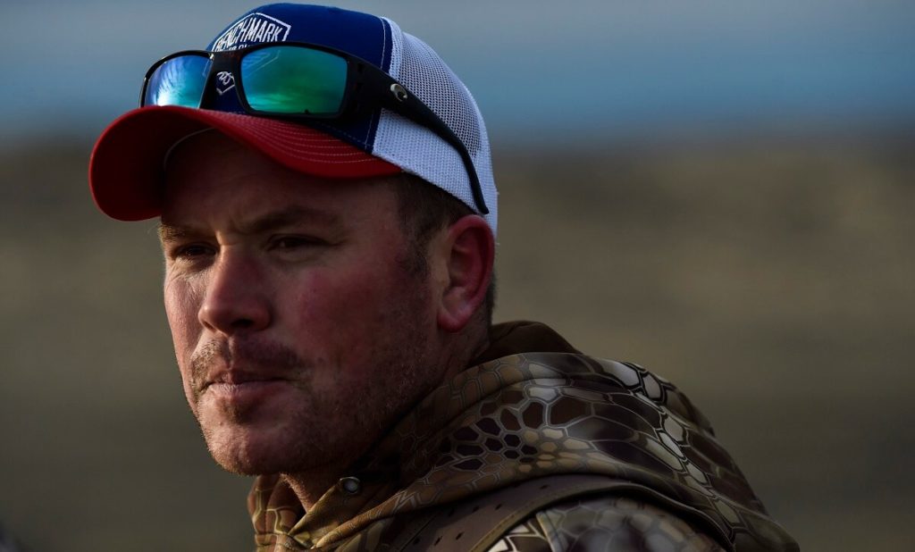 Star Spangled Salute: A Triple Amputee Veteran Finds Healing in Hunting - Vimarsana News