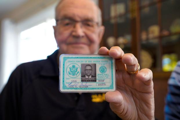 Star Spangled Salute: Navy Veteran Reunited with Wallet He Lost 53-Years Ago - Vimarsana News