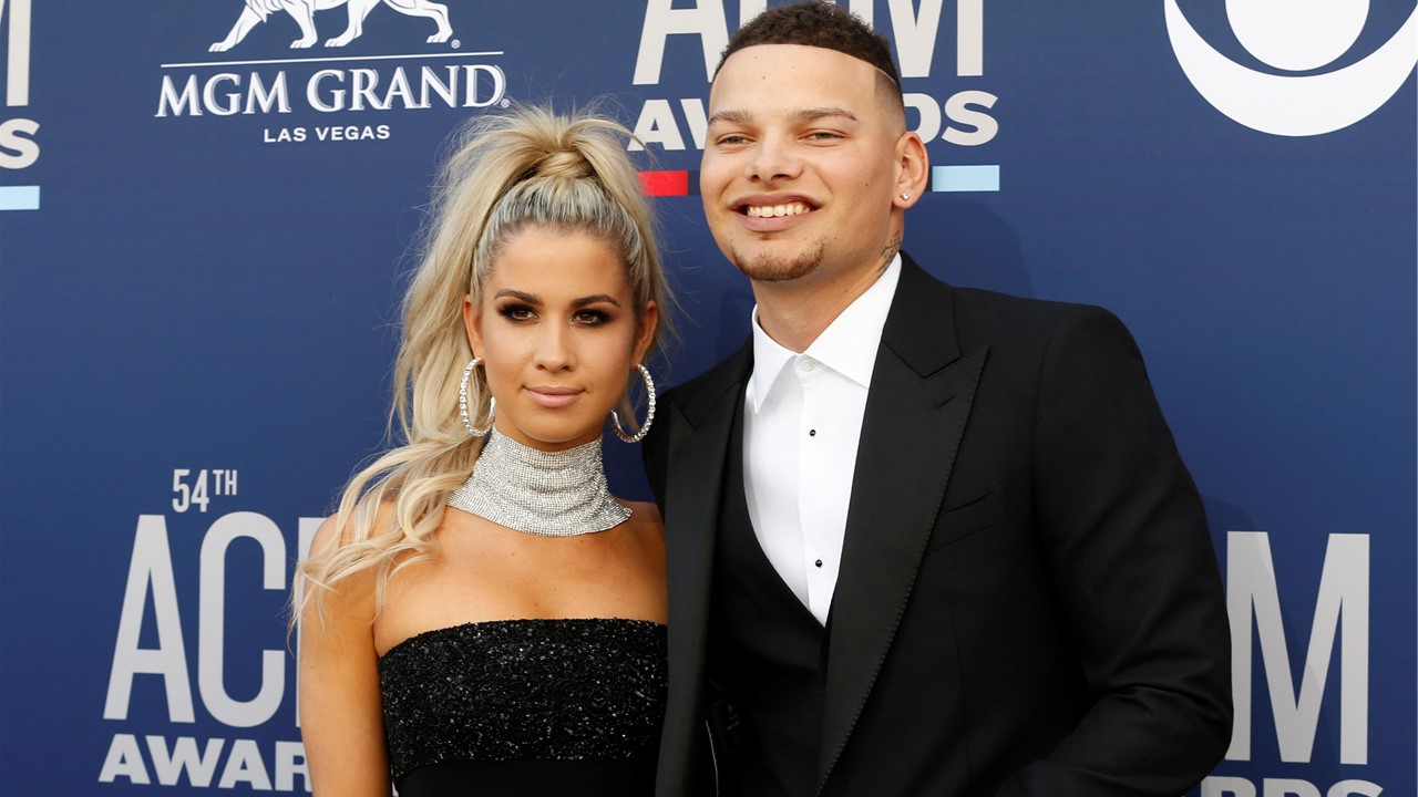 Watch Kane Brown Prank His Wife With Et Carina Kfdi Country 101 3 Kfdi