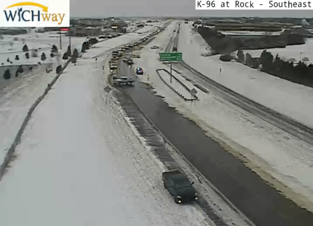 Snow and icy conditions lead to traffic accidents across Wichita - Vimarsana News