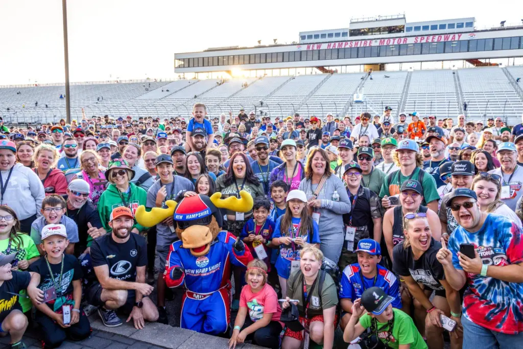 559572490_1242084917960567_1861254633125434752_n