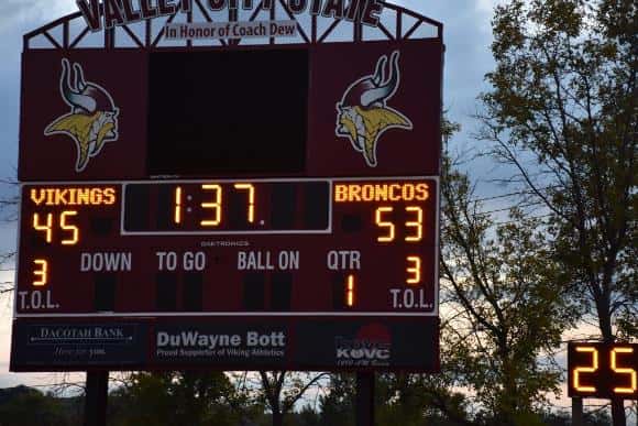 2016-viking-vs-deputies-football-276