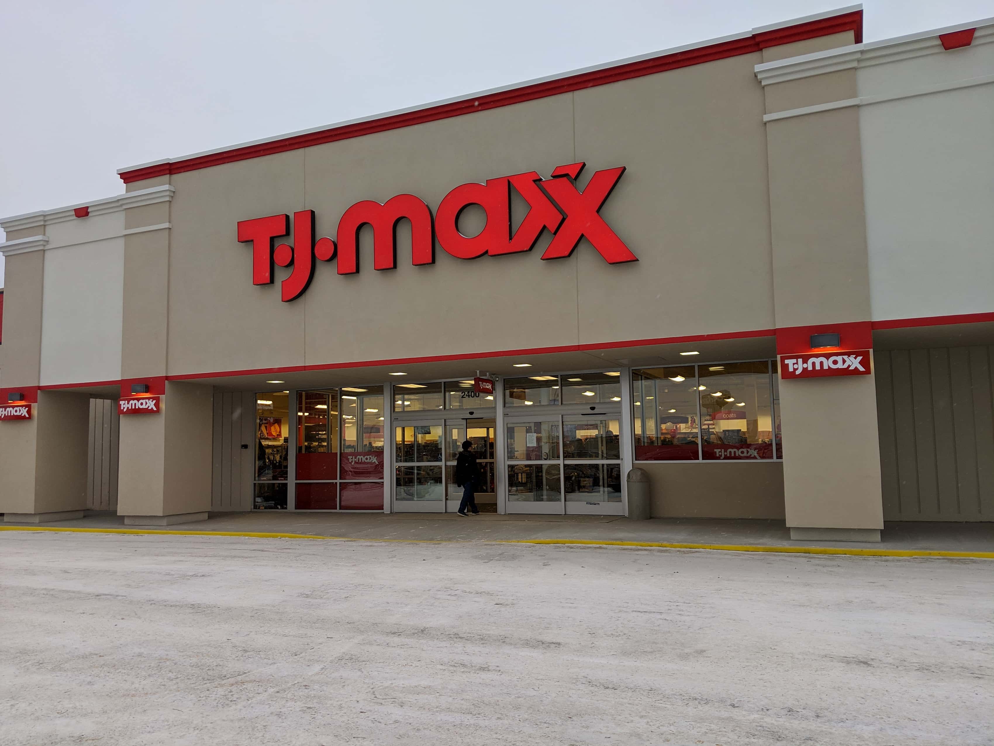 TJ Maxx Opens in Jamestown | News Dakota