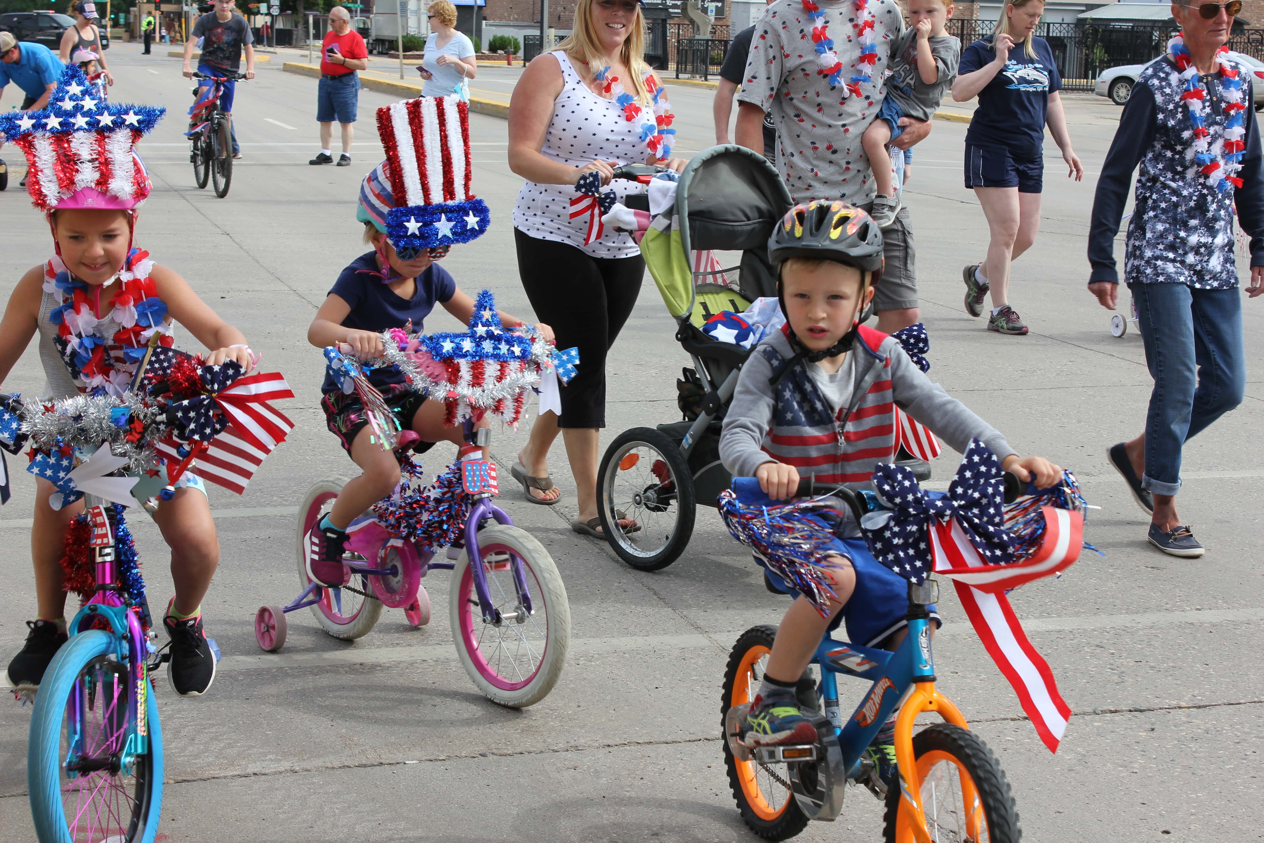 Annual Kiddie Bike Parade Pictures News Dakota