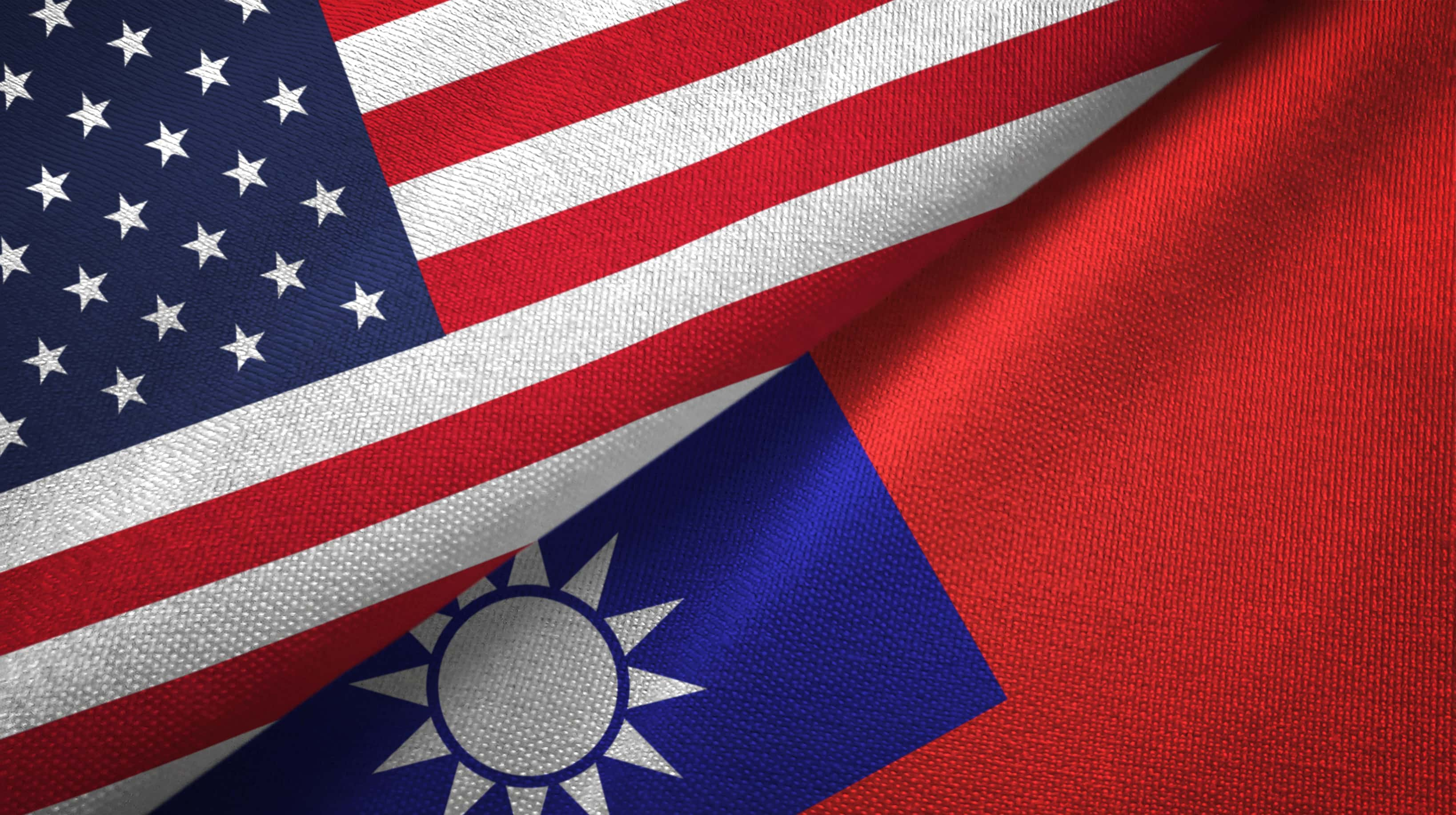 us-taiwan-flags