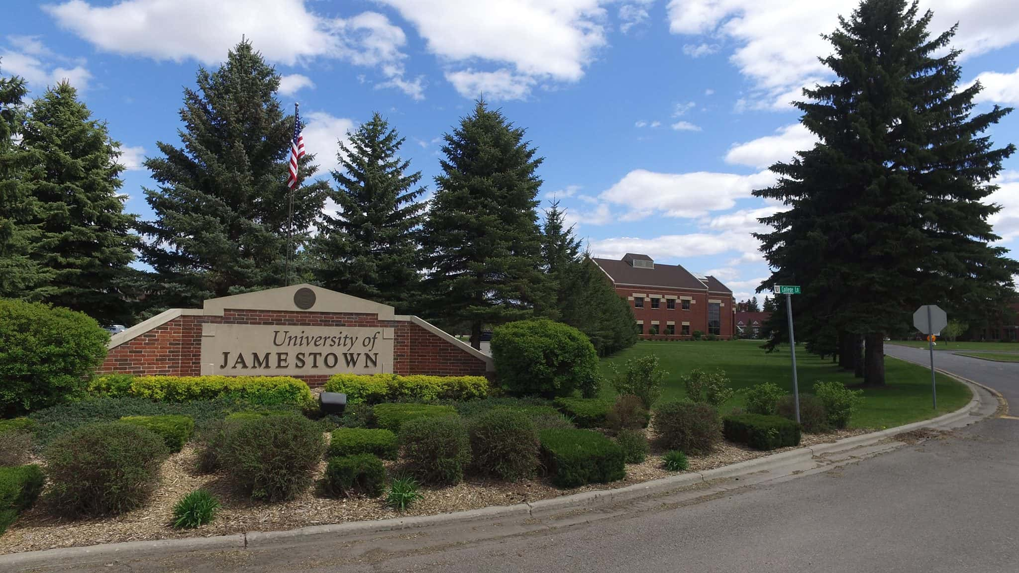 university-of-jamestown-3