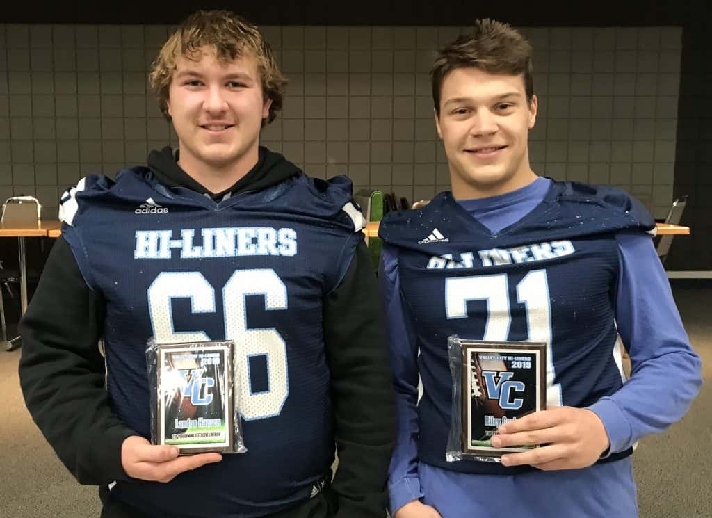 HiLiner Football Hands Out Year End Awards News Dakota