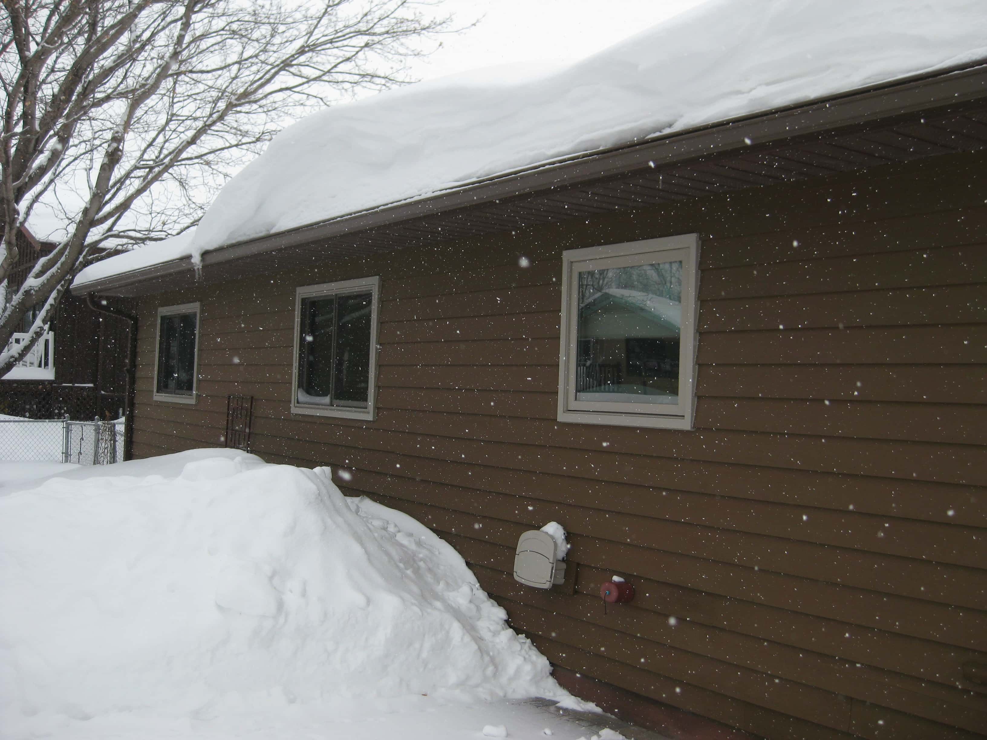 snowy-roof-ndsu