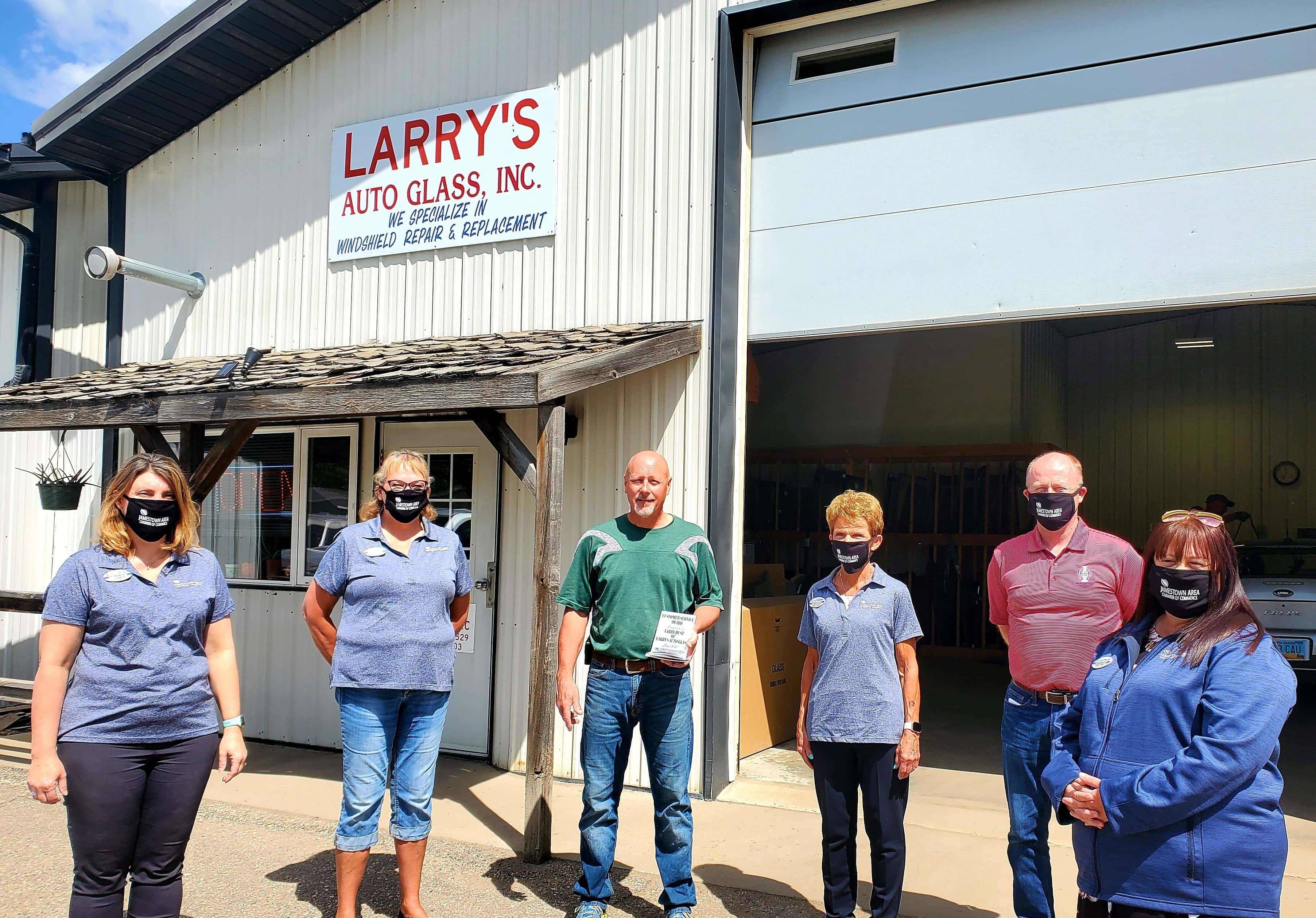 larry-and-group