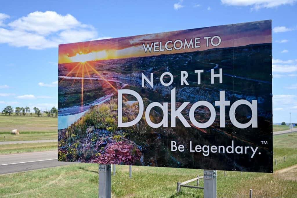 North Dakota Placing New Signs Welcoming Visitors to State | News Dakota