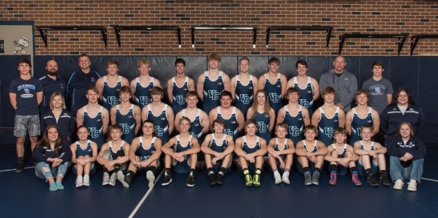 Hi-Liners Down Firebirds In Non-Conference Dual - Vimarsana News