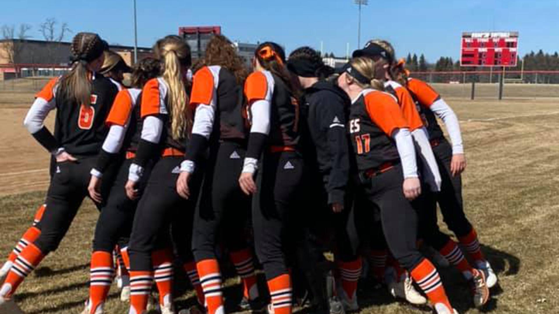 uj_softball