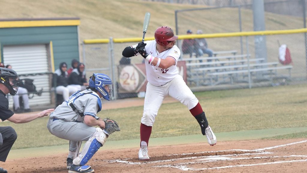 Comets Sweep Vikings In Midweek Doubleheader - Vimarsana News