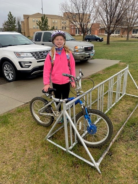 jefferson-student-biking-to-school-2021