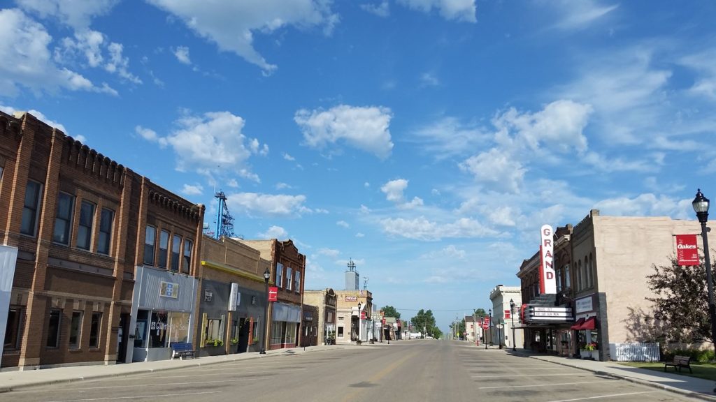 Christmas Season Ramping Up In Oakes News Dakota   Oakes Downtown 1024x576 