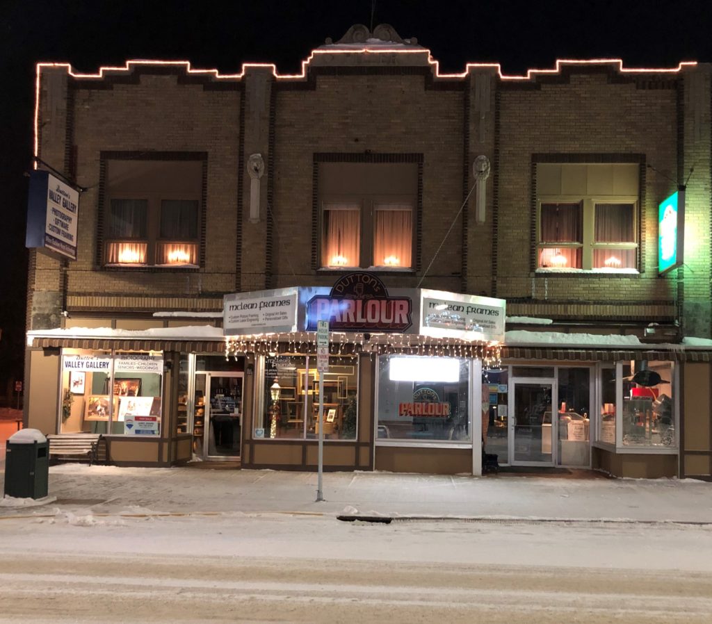 New Owners Purchase Dutton's Parlour In Valley City - Vimarsana News