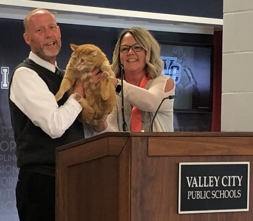 Valley City Teachers & Others Recognized For Their Service - Vimarsana News