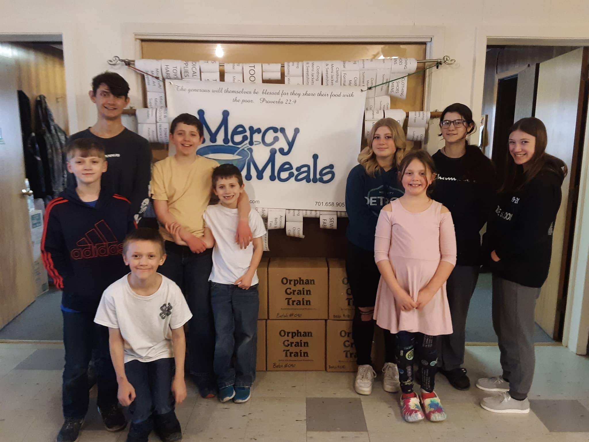 the-moon-lake-4-h-club-packaged-over-2000-meals-with-mercy-meals-to-help-feed-the-hungry-in-the-u-s-and-around-the-world-ndsu-photo