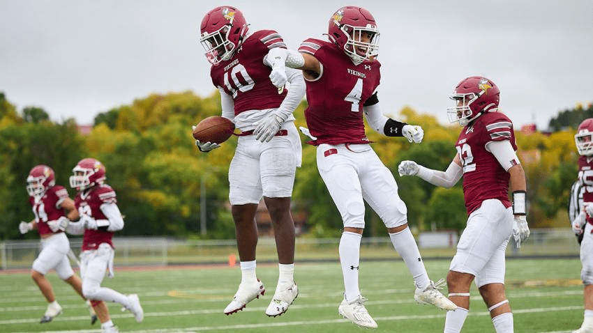 Viking Football Earns Win in Final Home Game of the Season - North Park  University Athletics