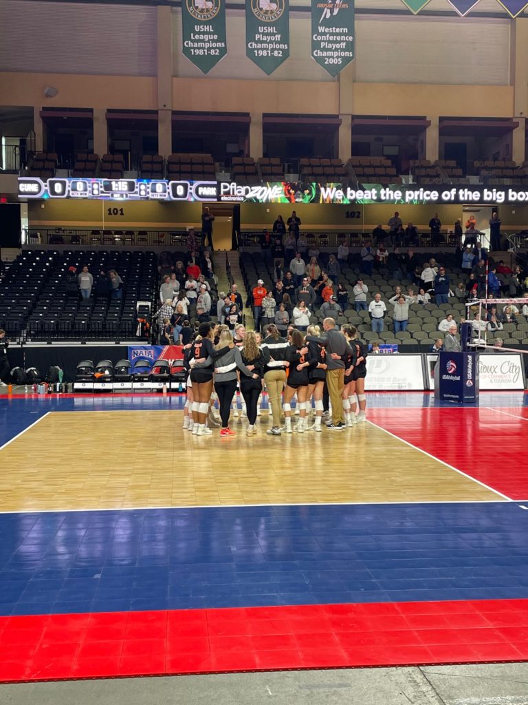 Jimmies Headed Back to NAIA Quarterfinals After Sweeping Flames - Vimarsana News