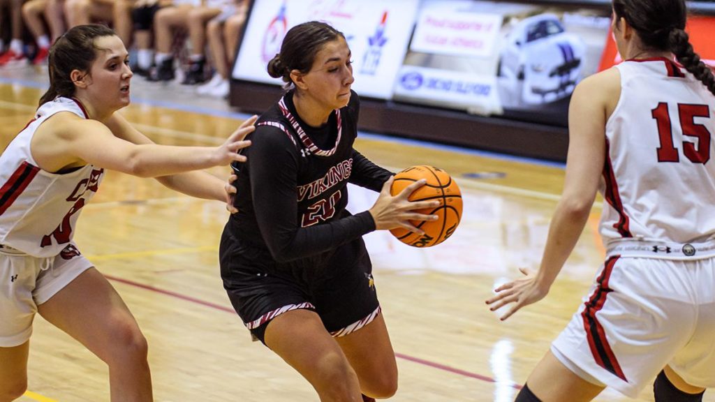 Comets Sweep Vikings to Complete First Half of Conference Play - Vimarsana News