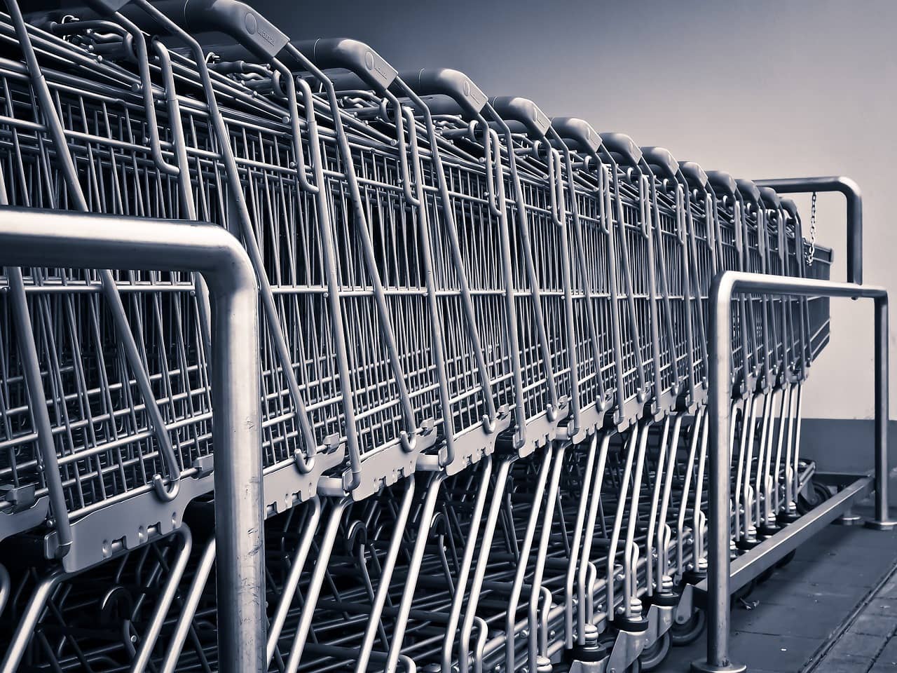 shopping-carts-1275480_1280