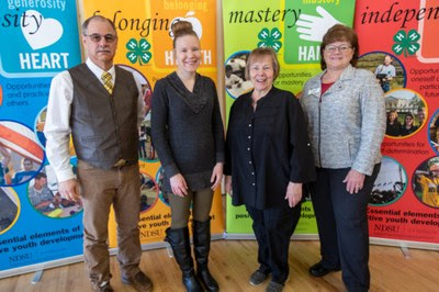 Klein & Meyer Honored For 4-H Volunteer Service - Vimarsana News