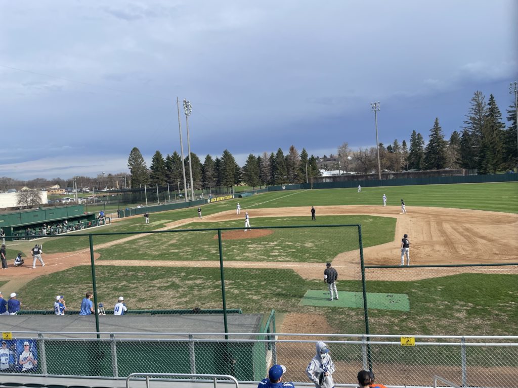 Long Ball Sparks Blue Jays in Doubleheader Sweep of Mandan - Vimarsana News