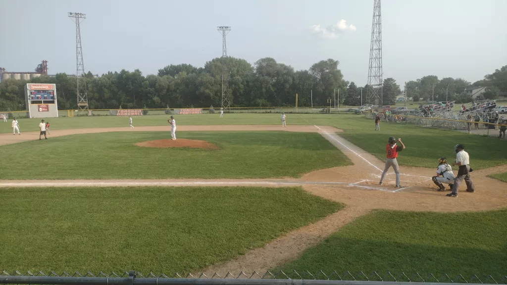 LaMoure Post 19 Steams Past Oakes - Vimarsana News
