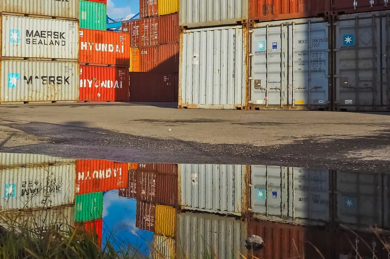 container-g22b752961_1280