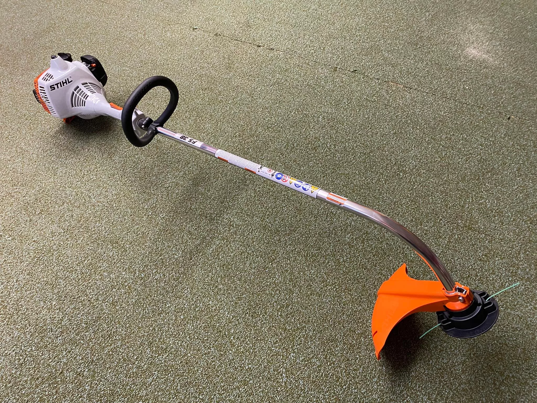 stihl-gas-trimmer-donated-by-bayshore-city-side