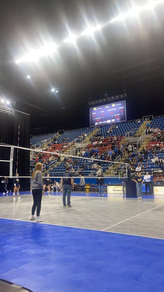 Blue Jay Volleyball Wins in 5 Against Fargo North in Quarterfinals of Class A State Tournament - Vimarsana News