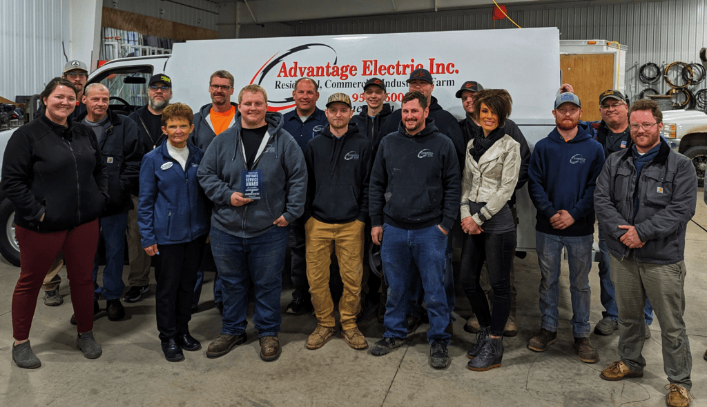 Austin Hargerott of Advantage Electric Receives Customer Service Award - Vimarsana News