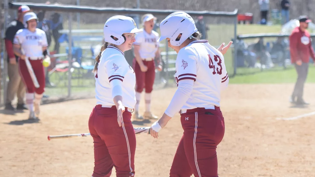 Viking Softball Pursues Third-Straight Tourney Title - Vimarsana News