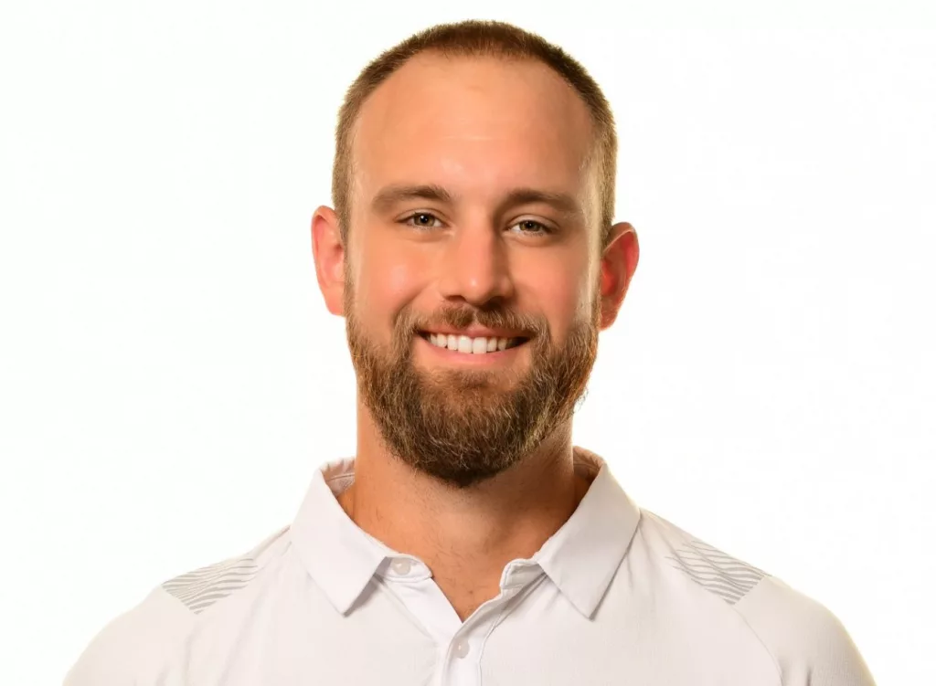 UJ Football Names Kelly Offensive Coordinator | News Dakota